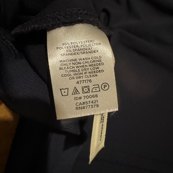 Ann Taylor Wrap Dress in Navy Size 8 petite like new - Picture 5 of 5